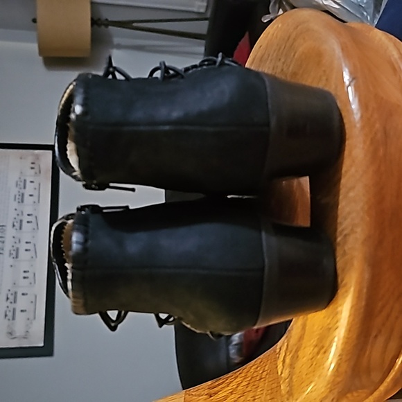 Jack Rogers Reagan Black Suede Ankle Boots - Picture 4 of 8
